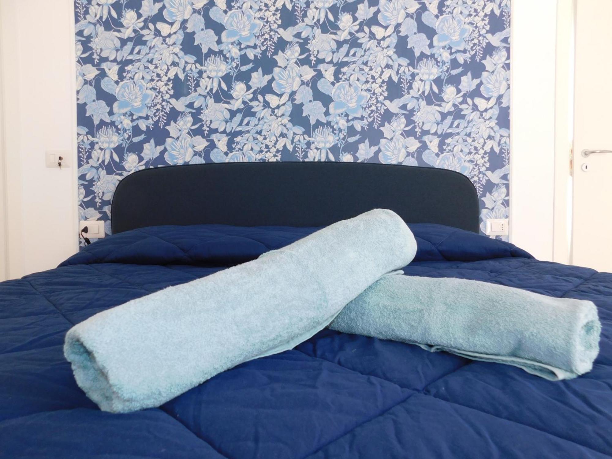 Hibiscus - Etnea Rooms Catania-Fontanarossai nemzetközi repülőtér Kültér fotó