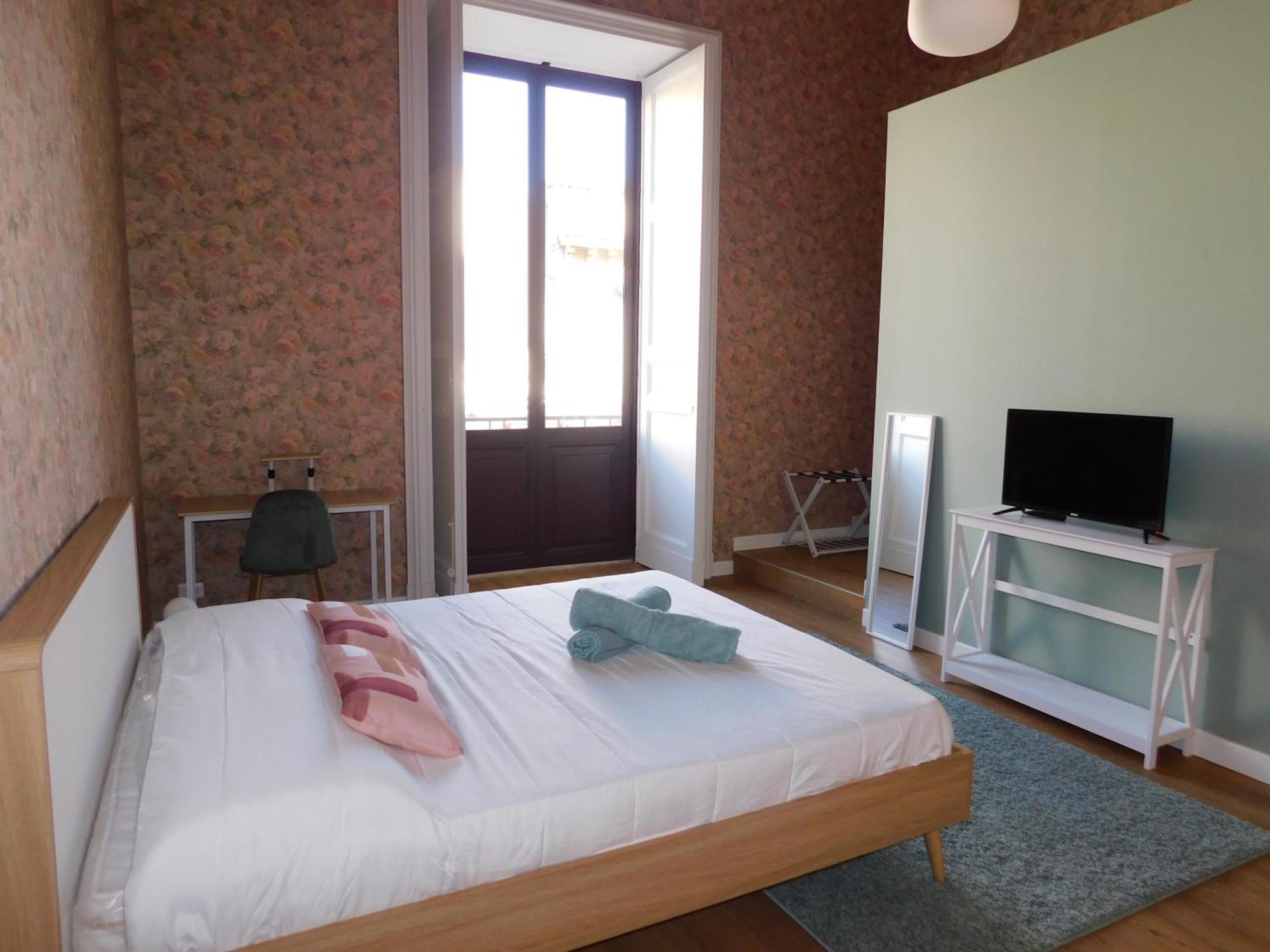 Hibiscus - Etnea Rooms Catania-Fontanarossai nemzetközi repülőtér Kültér fotó